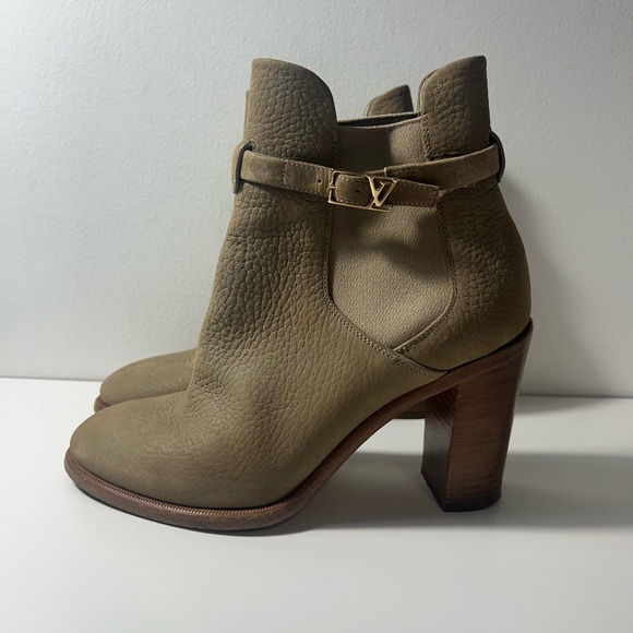 Louis Vuitton LV Monogram Logo Nubuck Suede Ankle Boots Booties - Picture 8 of 11